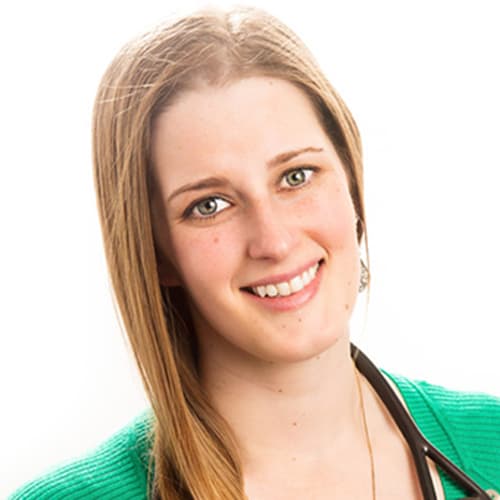 Dr. Tegan Alce, Vancouver Veterinarian
